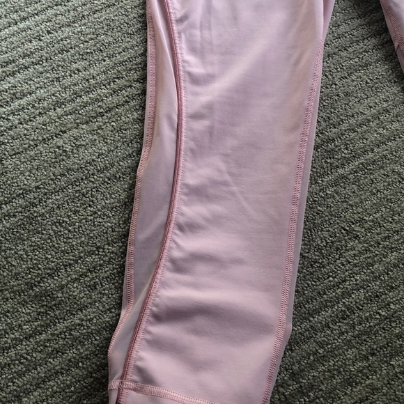 Pink Victoria’s Secret Sport Capris Leggings - Picture 2 of 5